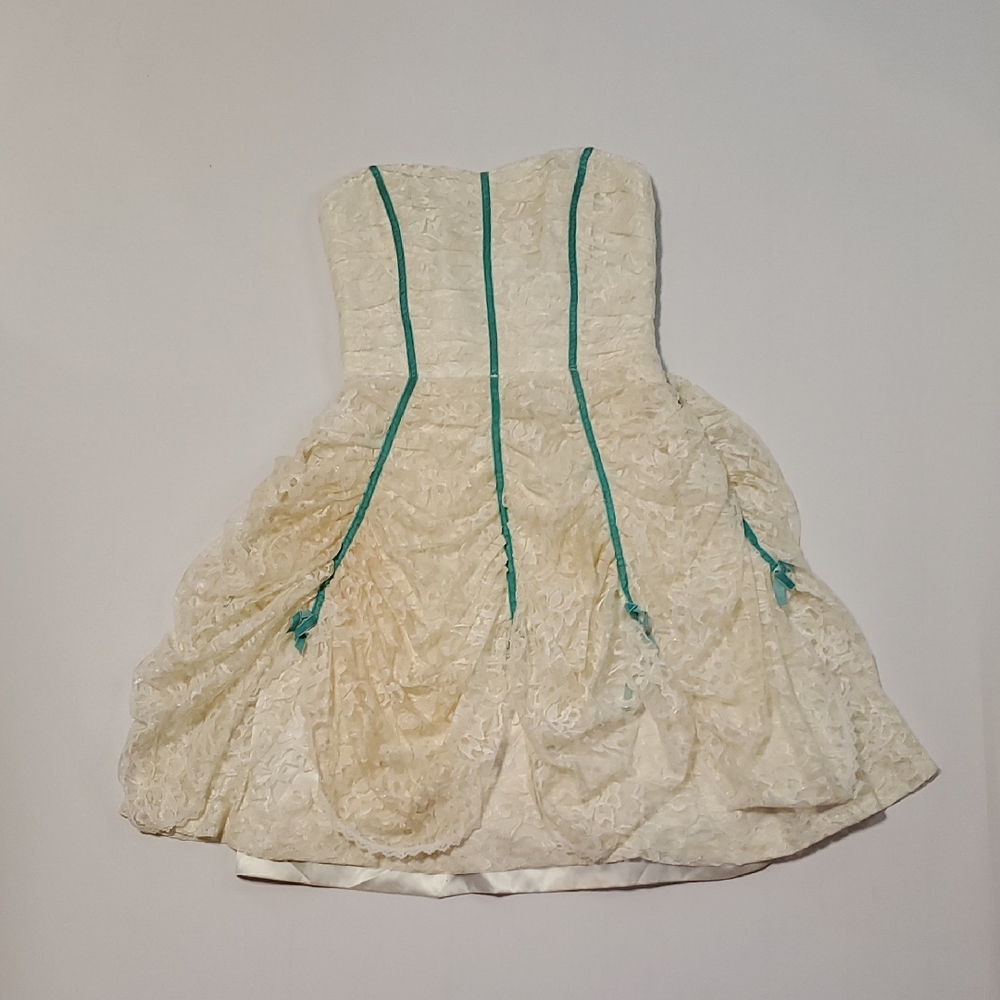 Vintage Y2K Betsey Johnson Ivory Lace Teal Ribbon Strapless Mini Dress